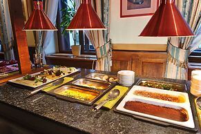 Green Garden Hotel