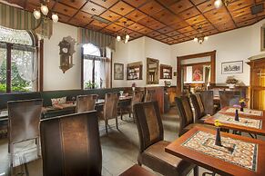 Green Garden Hotel
