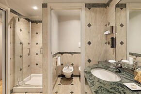 Living Hotel