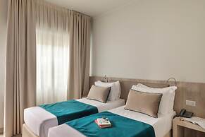 Living Hotel