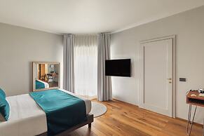 Living Hotel