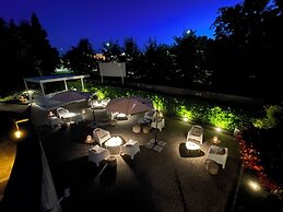 Living Hotel
