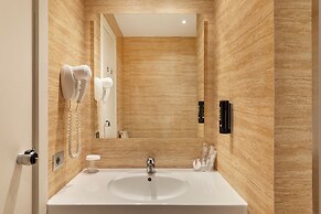 Living Hotel