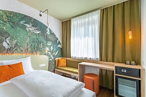 The Weekend Hotel