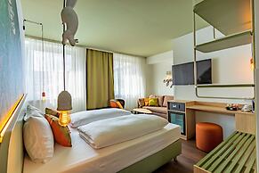 The Weekend Hotel