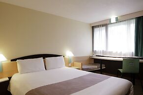 ibis Granada