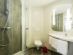 ibis Granada