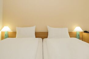 ibis Granada