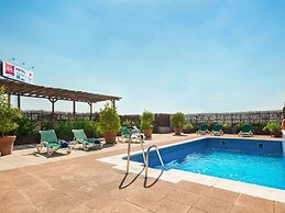 ibis Granada