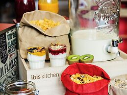 ibis Granada