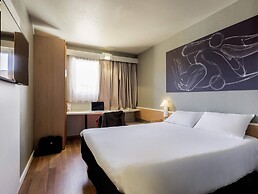 ibis Granada