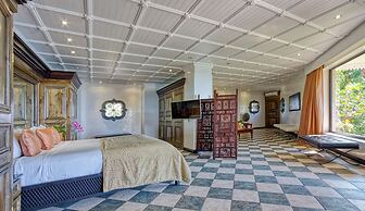 Hotel Villa Caletas