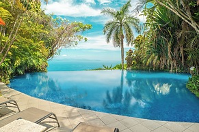 Hotel Villa Caletas