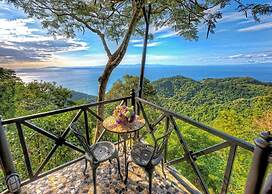 Hotel Villa Caletas