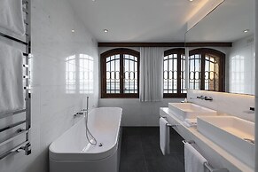 San Clemente Palace, Venice