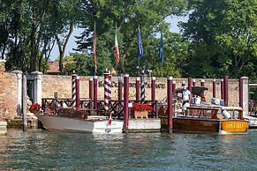 San Clemente Palace, Venice