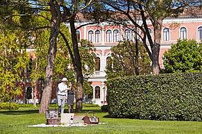 San Clemente Palace, Venice