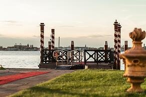 San Clemente Palace, Venice