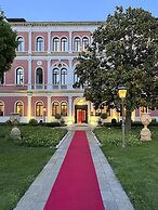 San Clemente Palace, Venice