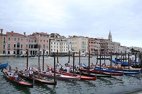 San Clemente Palace, Venice