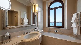 San Clemente Palace, Venice