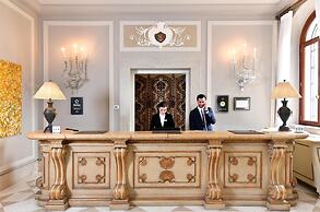 San Clemente Palace, Venice