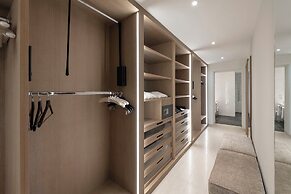 San Clemente Palace, Venice