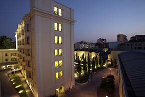 Grand Visconti Palace