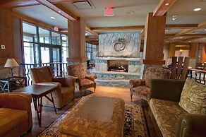 First Tracks Lodge, by Lodging Ovations