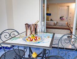 Lloyd's Baia Hotel