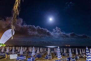 Lloyd's Baia Hotel
