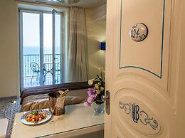 Lloyd's Baia Hotel