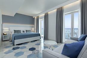 Lloyd's Baia Hotel