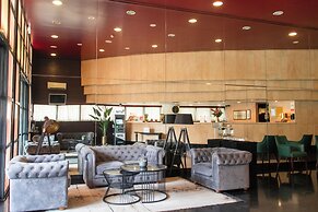VIP Executive Eden Aparthotel