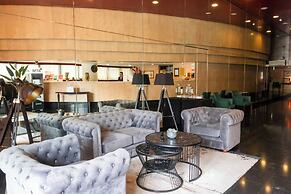 VIP Executive Eden Aparthotel
