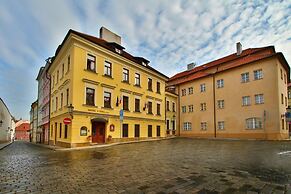 Hotel U Páva