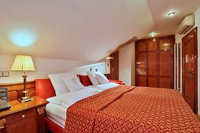 Hotel U Páva