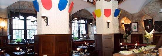 Kinnitty Castle Hotel