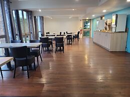 Kyriad Direct Dreux