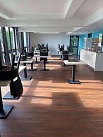 Kyriad Direct Dreux