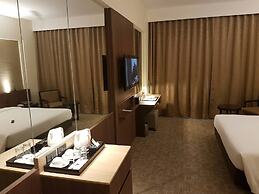Louis' Tavern Hotel Don Muang