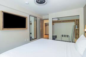 Sandman Signature Surrey-Guildford Suites
