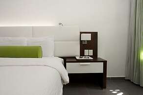 Trupial Hotel & Casino