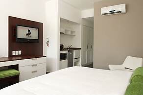 Trupial Hotel & Casino