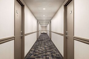 Super 8 by Wyndham Sarnia ON