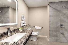 Super 8 by Wyndham Sarnia ON