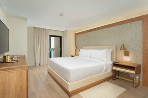Courtyard by Marriott Isla Verde Beach Resort