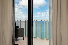 Courtyard by Marriott Isla Verde Beach Resort
