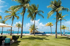 Courtyard by Marriott Isla Verde Beach Resort
