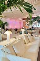 Courtyard by Marriott Isla Verde Beach Resort